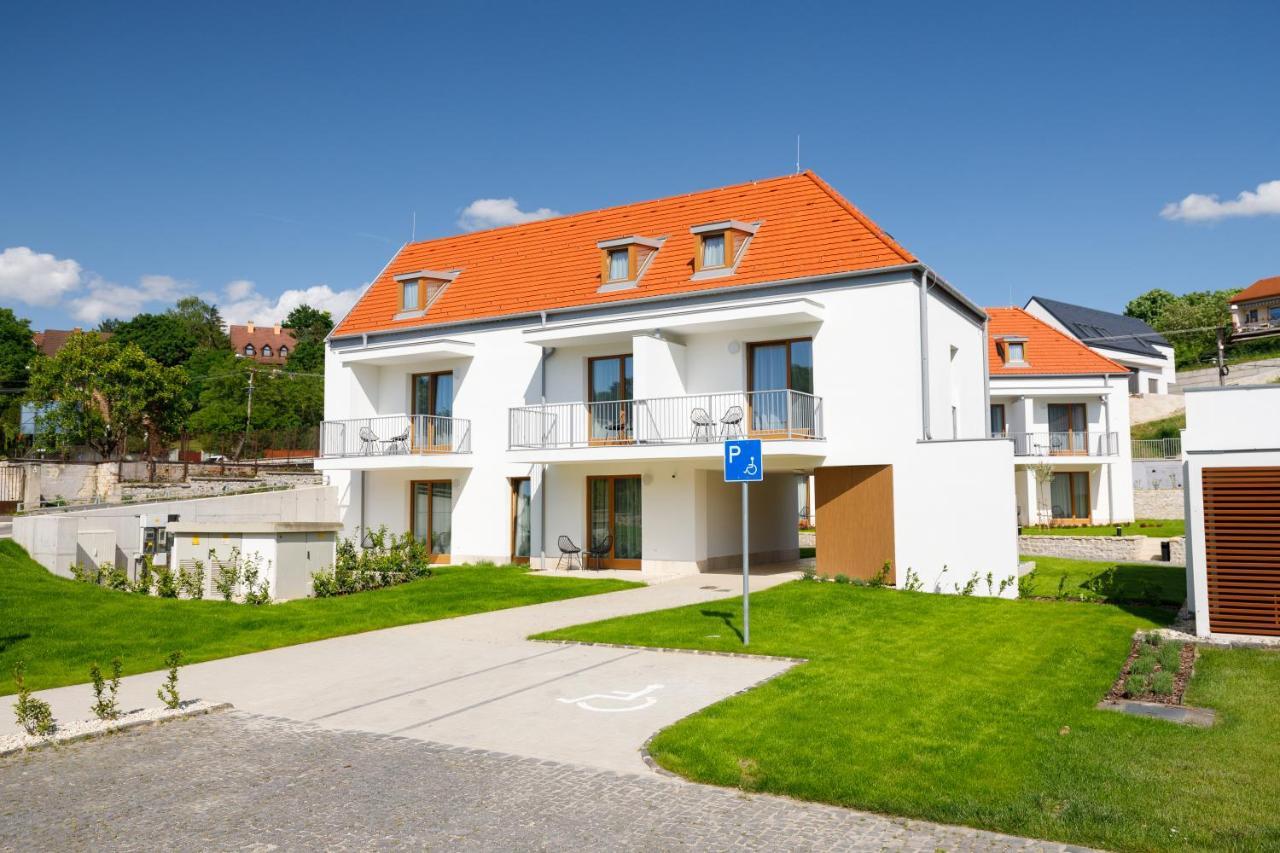 Hotel Historia Malomkert Veszprem Luaran gambar