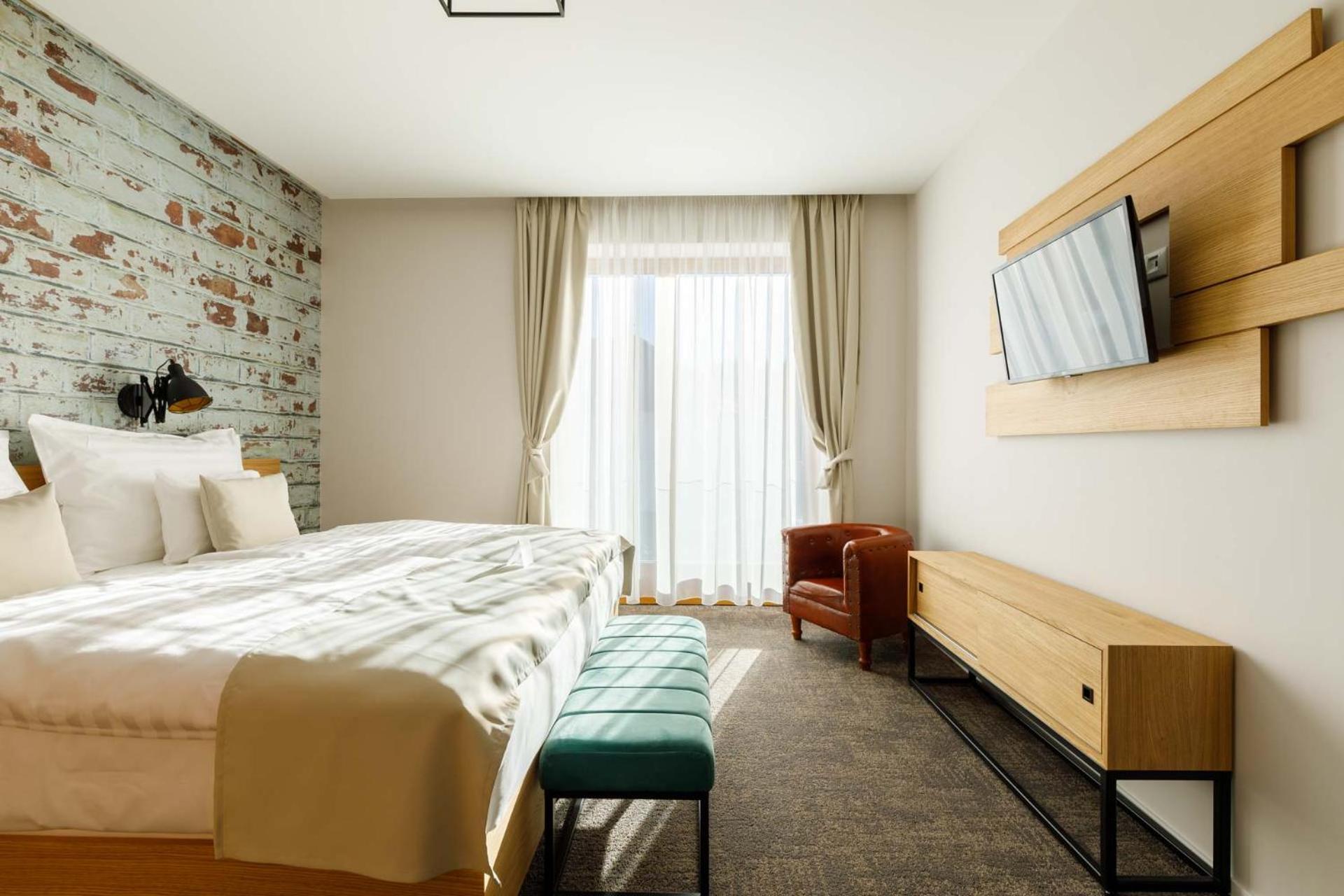 Hotel Historia Malomkert Veszprem Luaran gambar