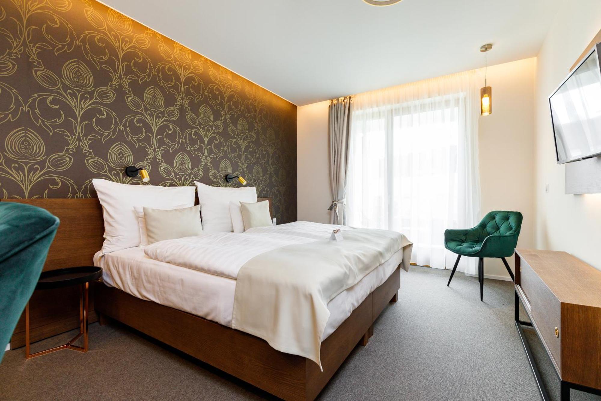 Hotel Historia Malomkert Veszprem Luaran gambar