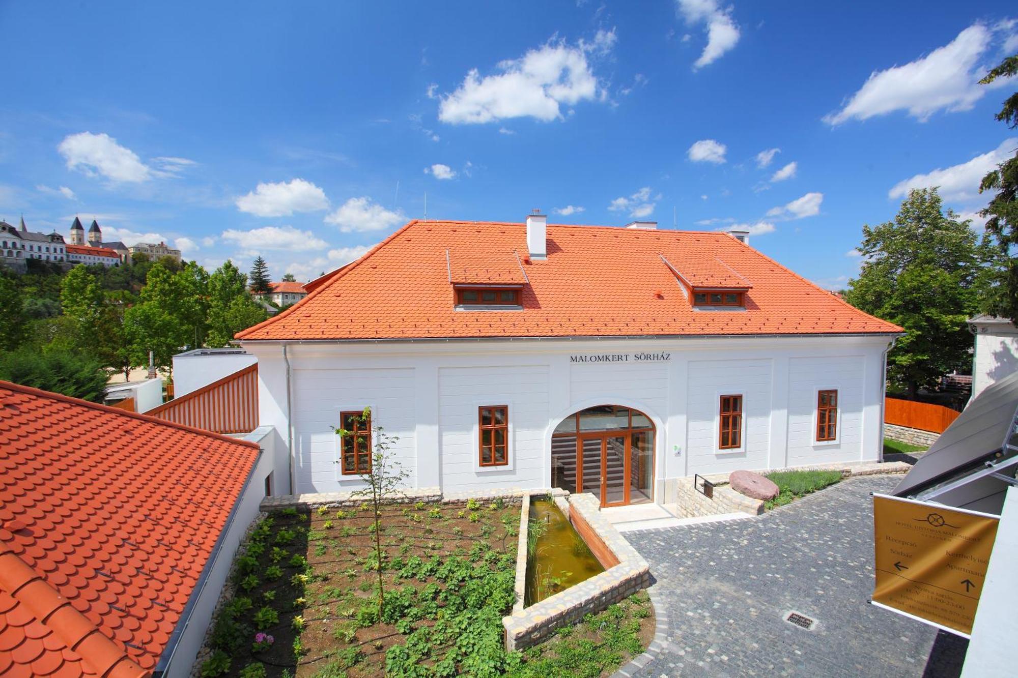Hotel Historia Malomkert Veszprem Luaran gambar