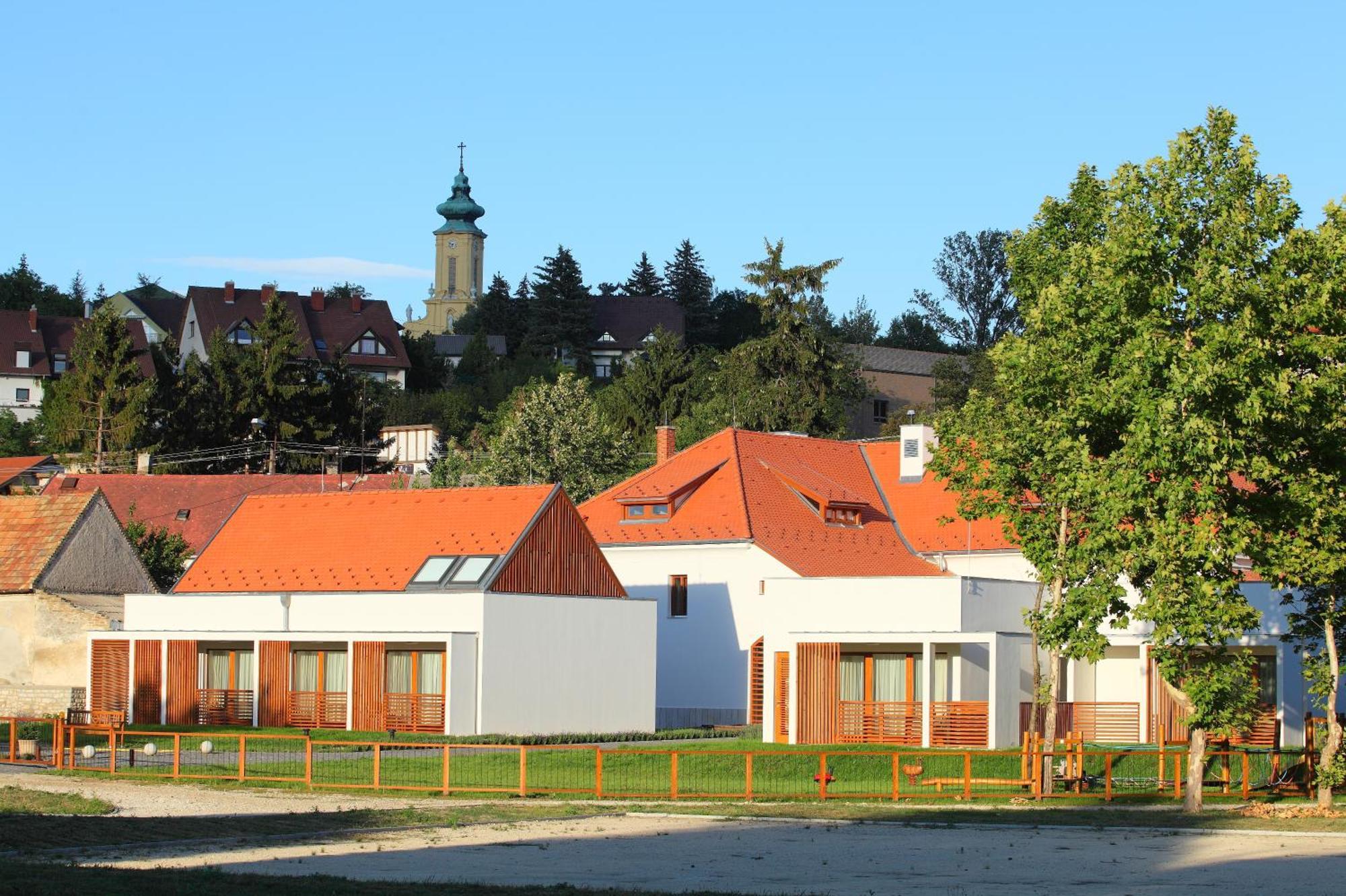 Hotel Historia Malomkert Veszprem Luaran gambar